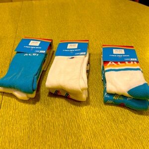 NEW ALDI Gear 2024 Crew Socks Six Pairs Total 3 Two Packs Women’s Size  4-10